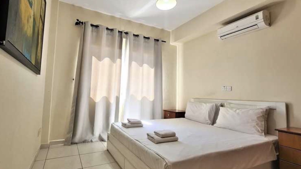 Хорошо ухоженная двухкомнатная квартира