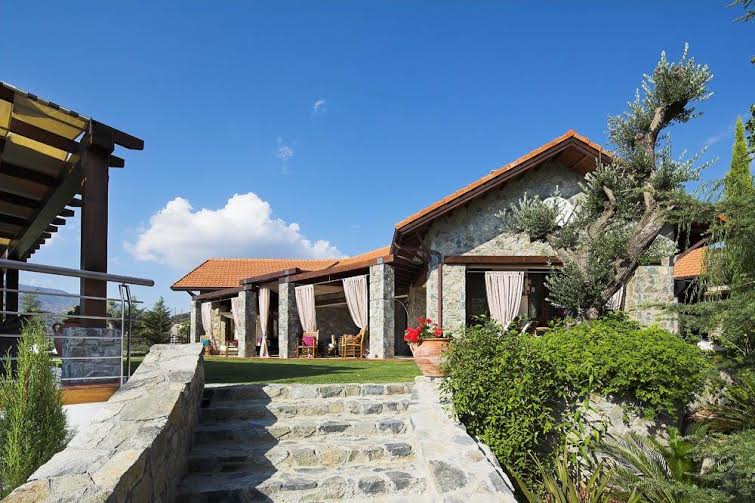 Trimiklini Dream Villa