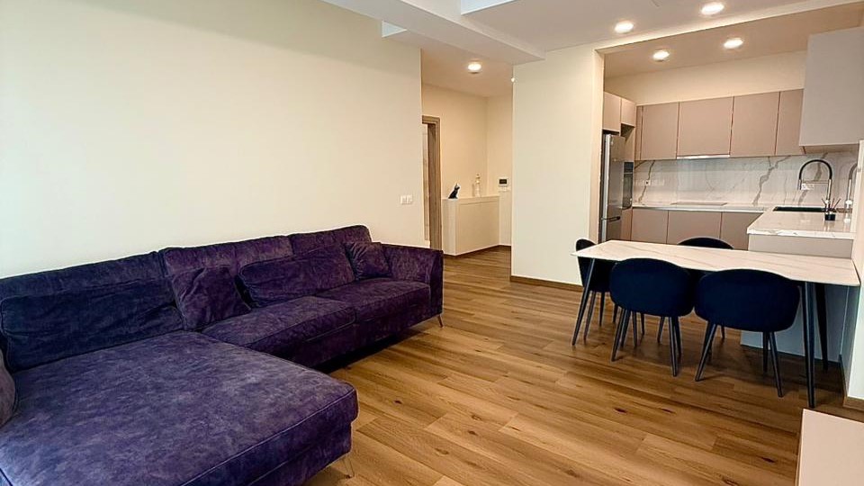 New two-bedroom apartment 
