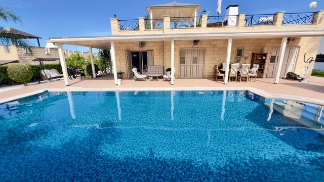 Magnificent villa