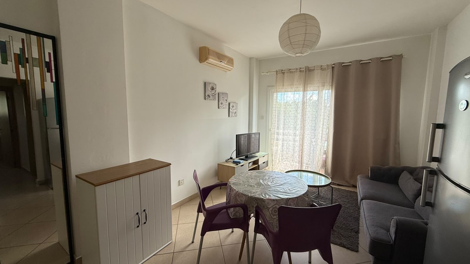 Comfortable Living by the Sea 