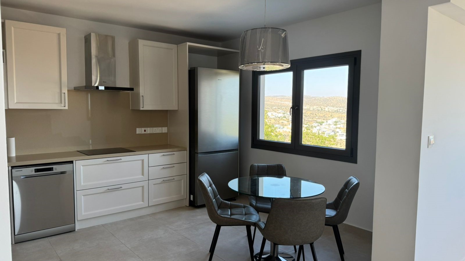 A magnificent classic and very spacious home