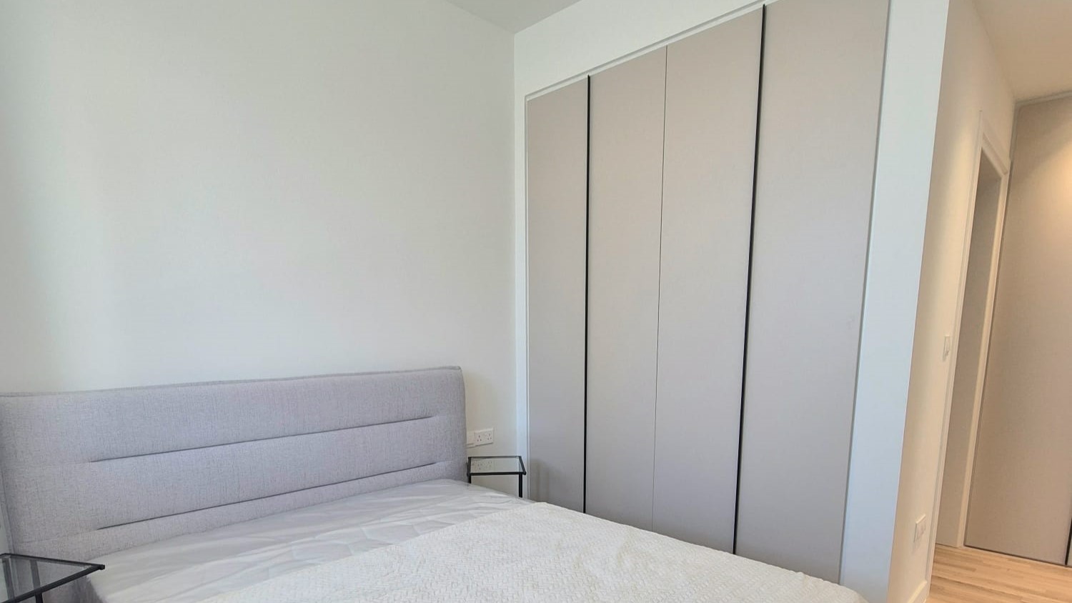 Luxury brand new apartment