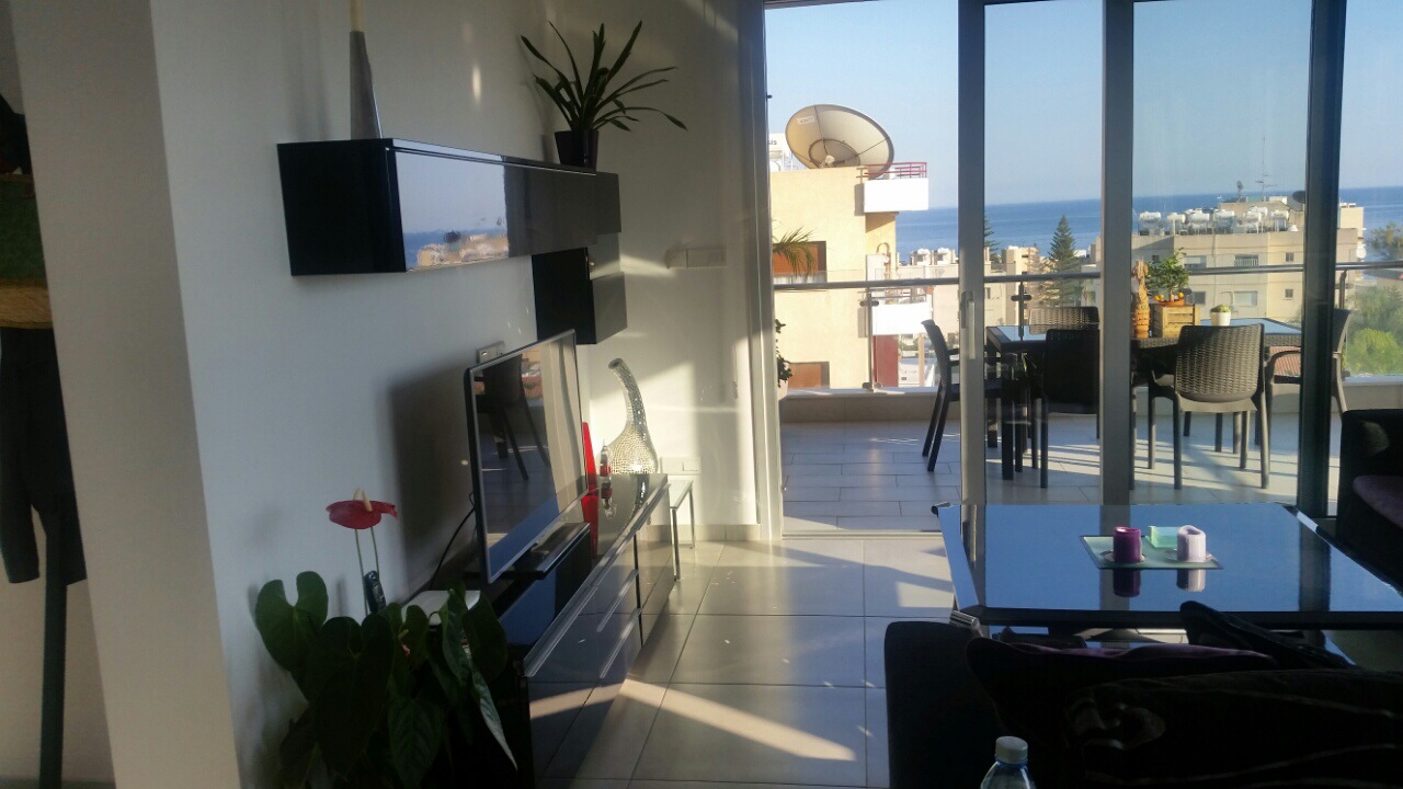 Agios Tyhonas 3 bedrooms flat 