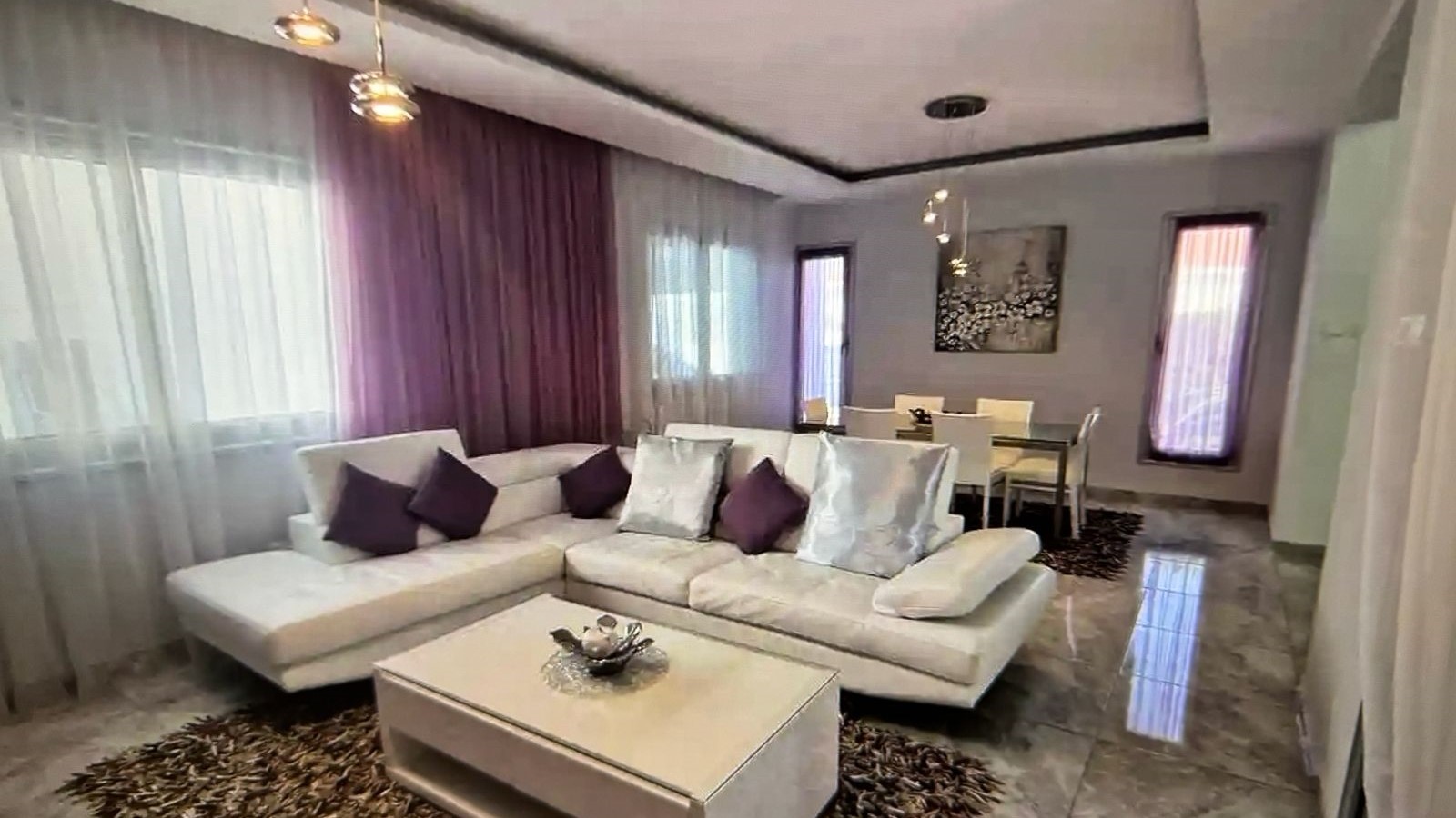 Modern 4-Bedroom Villa with Office