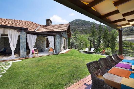 Trimiklini Dream Villa