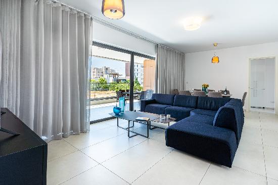 ATHINA RESIDENCE FLAT 101, Agios Athanasios, tourist area