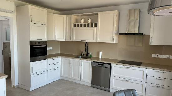 A magnificent classic and very spacious home