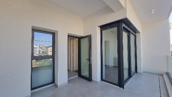 Luxury 1 and 2 bedroom apartments for sale in Limassol