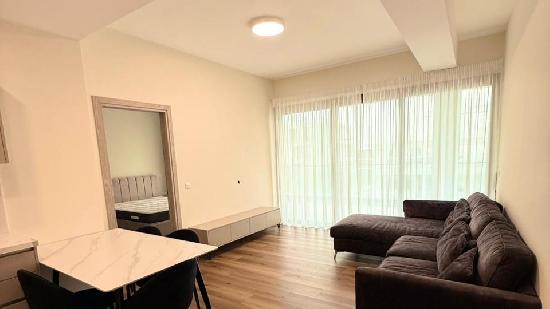 New two-bedroom apartment 