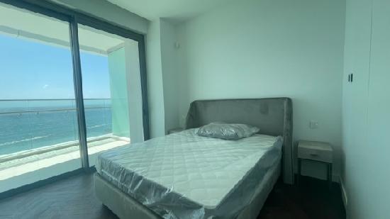 New apartment with sea view