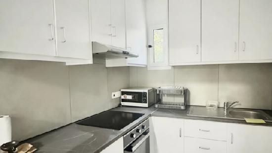 3 Bedroom Maisonette for Rent