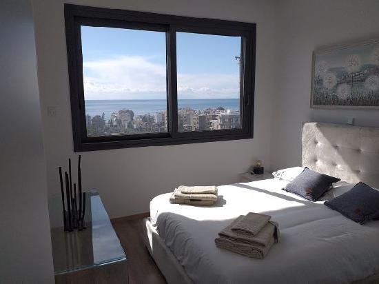 New Panoramic Sea View apartment