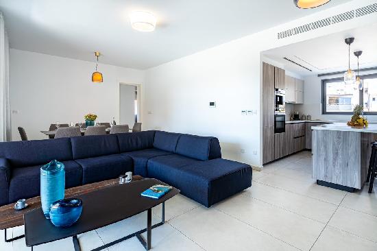 ATHINA RESIDENCE FLAT 101, Agios Athanasios, tourist area